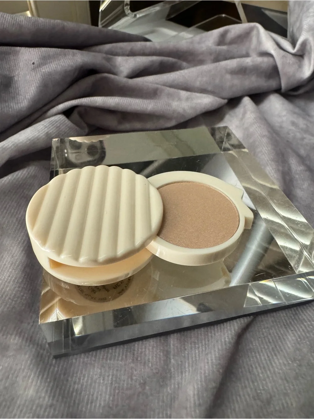 Estee Lauder Pure Color  Tea Biscuit  60 Eye Shadow Single